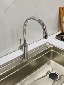 Vòi rửa chén nóng lạnh YAMATO lõi đồng nặng mạ Crom Niken sáng bóng siêu bền bỉ