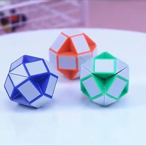 Hadiah Mainan Game Hobi Penggaris Ajaib Puzzle Rubik Bagian Kubus 24 Ulang Tahun