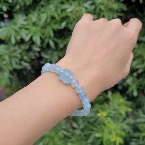 Q675 Vòng Aquamarine 8li mix cỏ 4 lá Aquamarine bi bạc Thủy và Mộc - Phong Thuỷ TUDO P