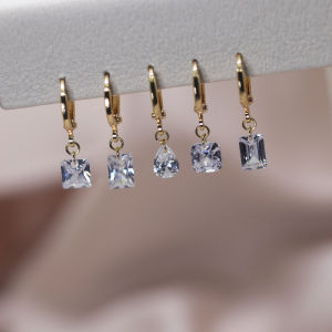 Sleeping-Friendly Simple Square Diamond Waterdrop Zircon Earrings: Fashionable Jewelry That Can Be Worn 24/7 without Removal