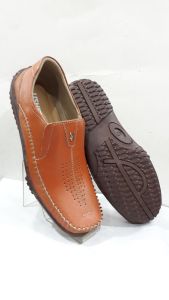 SEPATU CASUAL MOCASSIN PRIA KULIT JENIS FULL GRAIN