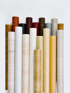 กระดาษติดผนังลายไม้เทียม ติดได้ด้วยตัวเอง กันน้ำ กันชื้น กระดาษติดตั้งโต๊ะ เครื่องมือตกแต่งบ้าน กระดาษติดประตูไม้