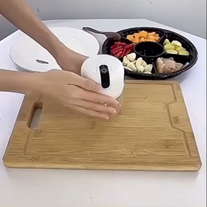 350ml Garlic Chopper USB Rechargeable Blender used for chili peppers garlic onions household garlic chopper Random color delivery