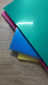 แฟ้ม ปกพลาสติก รายงาน เอกสาร ใส สี ขนาดA4 ทนทานต่อรอยขีดข่วน ปกแฟ้มพลาสติก ห่อหนังสือ โรงเรียน นักเรียน สำนักงาน YC