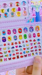 Bộ dán móng tay ticker 3D cho trẻ em