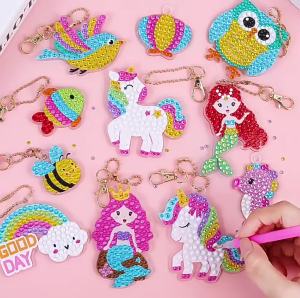 DIY Diamond Painting DIY Gantungan Kunci Guka Set DIY Gem Keychain Mainan Anak Perempuan Goka Set Stiker Diamond Edukasi Mainan Anak