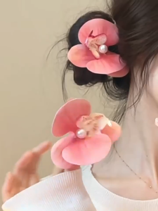 Bí Bo Bíp (Hàng Có Sẵn) Kẹp Tóc Hoa Lan Hồ Điệp Phong Cách Cổ Điển Dễ Thương Cho Nữ/ Kẹp Trang Trí Túi Ao Dài Tết 2026