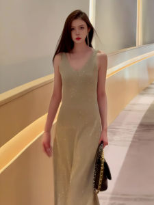 Shiny Diamond Womens Dress Sleeveless Long Gown High Waist V-Neck Mid-Length A-Line Evening Gown Party Wear Glittering