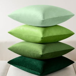 ปลอกหมอนกำมะหยี่สีเขียวสุดหรู ปลอกหมอนตกแต่งทันสมัย นุ่มสบาย ของขวัญสุดคลาสสิก