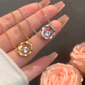 Gelang berlian zirkonia dengan pola kotak gelang modis dengan kesan elegan dan sederhana aksesori berkelas