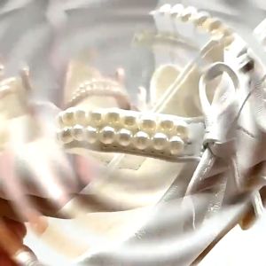 Sepatu Flat Balet Anak Perempuan Motif Pita & Sole Empuk