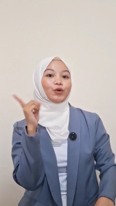 Skinaface Whitening Paket Skincare untuk Mencerahkan Kulit yang Sulit Cerah Menghilangkan Flek Free Pouch & Krim Malam Halal BPOM