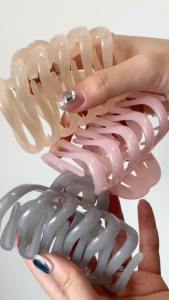 Kẹp tóc dáng bản lớn màu pastel phong cách Hàn Quốc Modleaf Ripple Clip