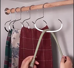 Non-Slip PVC Coated Clothes Rack Organizer Multi-Functional Space-Saving Hat & Scarf Hanger Hat Organizer Baseball Hanger Holder Ball Cap Hat Racks