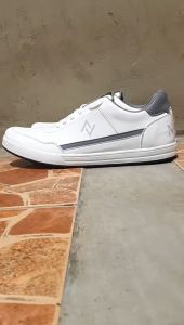 NAZ LEONARD - Sepatu Sneakers Pria Kasual Travelling Putih Sol Dijahit Sepatu Kets Santai Pria LOKAL