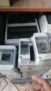 Tủ điện nổi nhựa gắn CB ngoài trời chống nước  chống cháy chống bụi HT  235 8121518 24 way ( Đường) Ip65