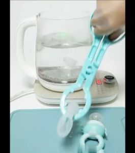 Botol Sendok Makan Bayi 2in1 Tahan Panas