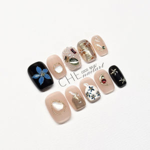 2025 New Handmade Nail Wearable Pearl Cats Eye Vintage Baroque Luxury White Enhancing False Nails False Nails Extensions
