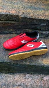 SEPATU FUTSAL/BADMINTON LOTTO MERAH PUTIH PREMIUM SOL UDAH JAHITAN MUTER