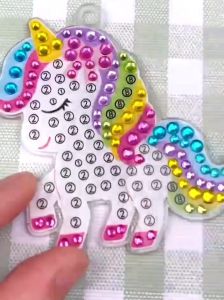 MnKC Diamond Painting Create Gem Keychains Make Your Own Crystal Glue Carving - Arts and Crafts for Kids