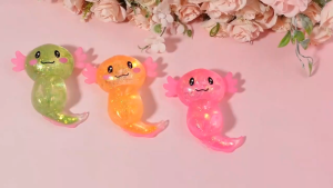 【COD&READY STOCK】Sugar Filled Squishy Stress Glitter Glitter Soothing Texture Axolotl Squishy Toys Cute Shape Stress Relief Sensory Toys For Stress Anxiety Relief