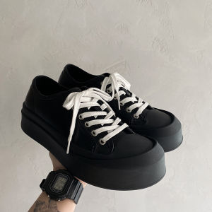 รองเท้าผ้าใบทรงบอร์ดแฟชั่นสำหรับผู้ชาย ทรงหนา ส้นสูง ทรงหัวมน พื้นยาง รองเท้าผ้าใบทรงหัวมนสไตล์เกาหลีสำหรับฤดูร้อน