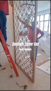 Custom Divider with Frosted Glass Divider/Pembahagi Hiasan dengan Frosted Glass dan Frame