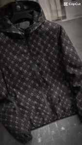 CP HOME   เสื้อเเขนยาว เสื้อคลุม แจ็คเก็ต เเฟชั่นใหม่  มีฮู้ดใหม่ล่าสุด กันฝน กันน้ำ มีกระเป๋ามีซิป เนื้อผ้าดีมีคุณภาพไม่ร้อน ไม่ระคายเคียง