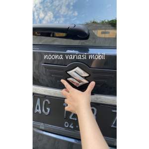 Logo Emblem Sayap Bidadari untuk All New Ertiga XL7 belakang