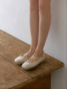 Ballet Style Cross-strap Mary Janes With Bow