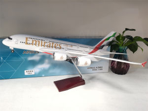 A380 47CM Scale New Emirates Airplane Model with LED Lights Highly Simulated Resin Material birthday gift collection ornaments