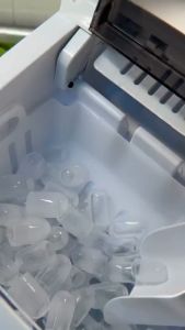 XIAOMI Ice Maker Machine Mesin Ais Batu Ice Cube Maker Making Ais Ice Making Machine Portable 制冰机 Pembuat ais batu