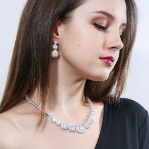 SEQUITO High Grade Brides Costume Jewelry White Gold Plated Full Pave Setting Sparkling Round AAAAA Cubic Zirconia Noble Bridal Wedding Party Earrings Necklace Set SJ285