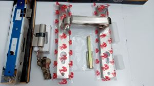 [Chính hãng] [Ảnh thật] Khóa tay gạt cửa JEELY thân 3F4F Khóa Trong, Bít Chìa 2 Đầu Chìa Thân Khóa 3F4F Chất Lượng Cao - Lazada