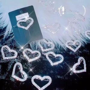 เทียบเครื่องความรัก กิ๊บหัวใจ ประดับเพชร สีเงิน คุณค่าถูก สวยทุกๆ ในคลินิกสินค้าที่ไทยจจ้า