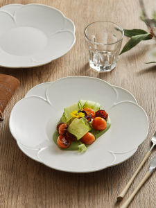 Dehua Petal Flat Ceramic Plate Western Dining Salad Dish Home Use round Plate High End Sensation New Model 2025