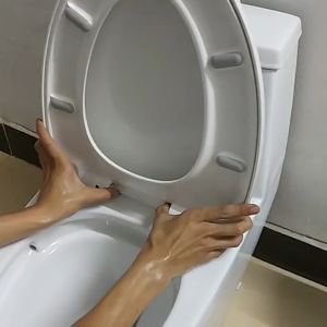 【VIVA】Thickened household toilet seat cover universal slow descent V square toilet seat cover old-fashioned toilet seat cover