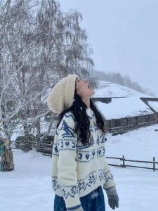 Retro Christmas Tree Knitted Loose Womens Sweater Skiing Winter Outerwear Spring Cardigan Coat Zipper Long Sleeve Regular Fit