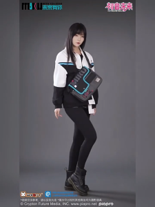 NEW Moeyu Anime Miku Messenger Crossbody Bag Vocaloid Cosplay Vivian