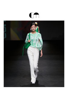 Runway Inspired Elegant Fall Blouse