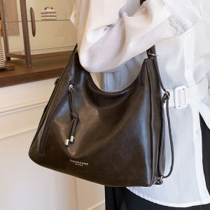 Large Capacity Womens Tote Bag 2025 New Fashion Trendy Single Shoulder Bag for College Students Class British Style PU Leather