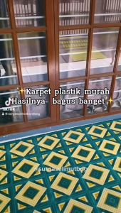 KARPET LANTAI METERAN MENGKILAP PLASTIK VINYL GLOSY  DIJUAL METERAN TIKAR PLASTIK  ALAS DUDUK  ALAS MEJA / TAPLAK MEJA / ALAS LANTAI TIKAR LANTAI MOTIF KAYU MOTIF BERANEKA RAGAM WARNA LEBAR BAHAN 120CM TEBAL BAHAN 046mm CO