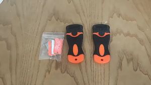 Cutter Scrapper Pembersih Pengikis Sisa Lem Polarizer Alat Bantu Pasang Polarizer