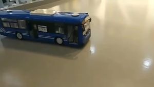 Double E | Double E E635 RC Car 1/14 Radio Controlled Truck Model Open Door Tour Bus Sound and Light Electronic Truck Kid Toys for Children