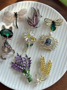 Ghim Áo Kim Cương Cao Cấp Phong Cách Hàn Quốc Thiết Kế Độc Đáo Hoa Cỏ Hương Thảo Vương Miện Hoa Phụ Kiện Thời Trang Cho Nữ