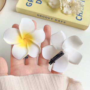 C.three Hawaiian Style Imitation Egg Flower Hairpin Holiday Flower Hairpin