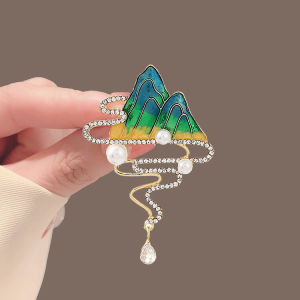 Retro Name Painting Thousand Miles of Mountain And River Tassel Lapel Pin High End Gift for Cheongsam under Collar Brooch