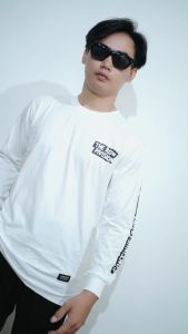 Rown Division Long Sleeve Modensty White