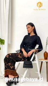 Nusa Kebaya - Setelan Kebaya Brokat Tile Aurora Mix Rok Plisket Batik Motif Terbaru