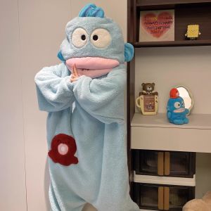 ชุดนอนแบบสวมหัวคอตตอนขนแกะหนาสำหรับฤดูหนาว ลายปลาหมู ทรงหลวม สำหรับผู้ชายและผู้หญิง ชุดนอนแบบสวมหัวลายการ์ตูนสีดำ